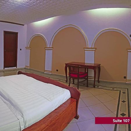 Hotel Le Majestic Douala Dış mekan fotoğraf
